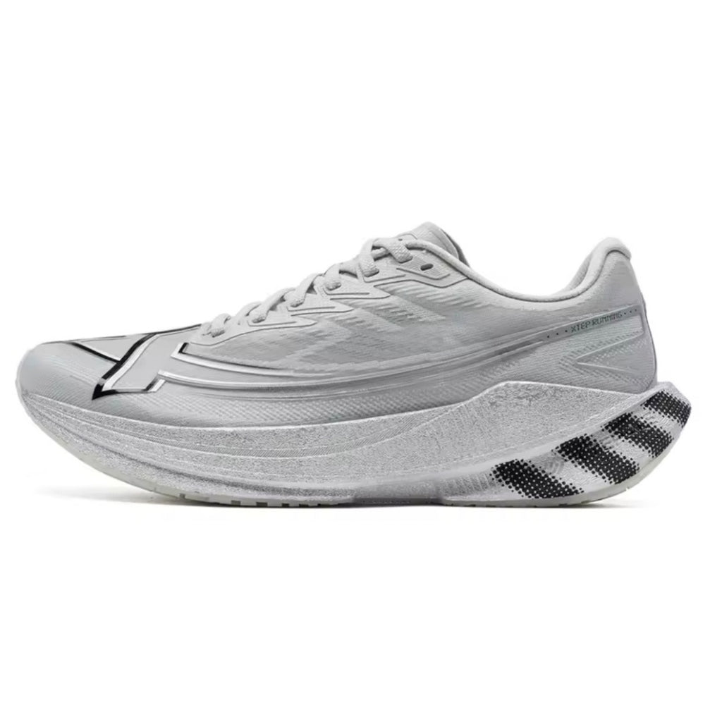 Tênis Esportivo Max Xtep2000 Carbon Pro